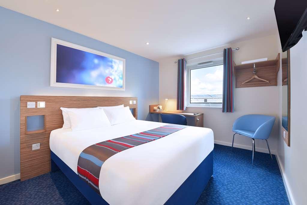 Travelodge Bromborough Port Sunlight Pokój zdjęcie