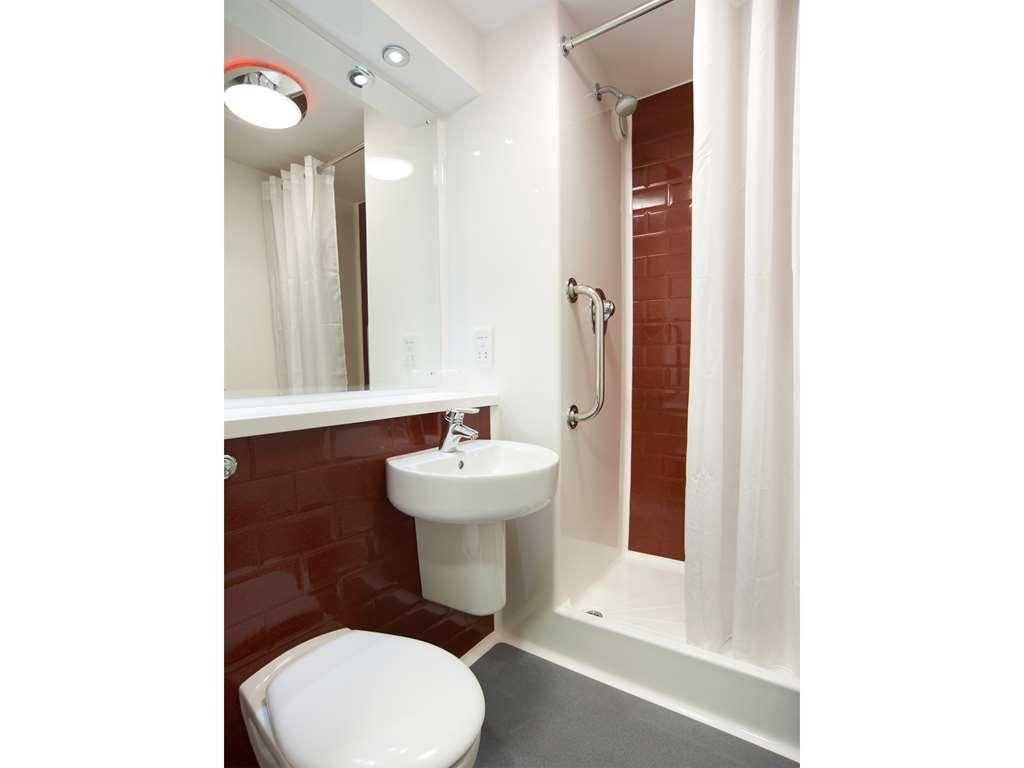 Travelodge Bromborough Port Sunlight Pokój zdjęcie
